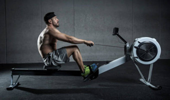 what muscles does a rowing machine work?